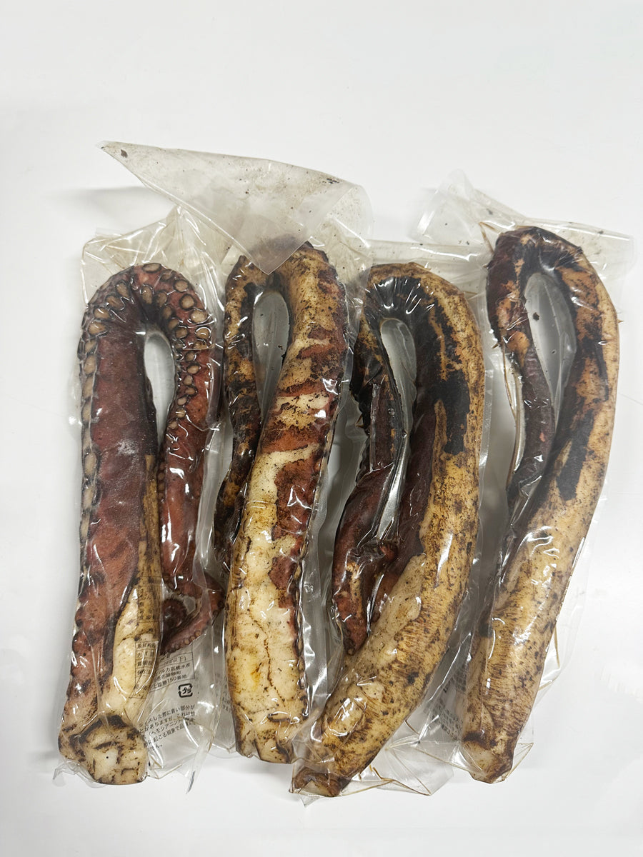 Smoked Giant Ocpotus Leg [훈제문어]