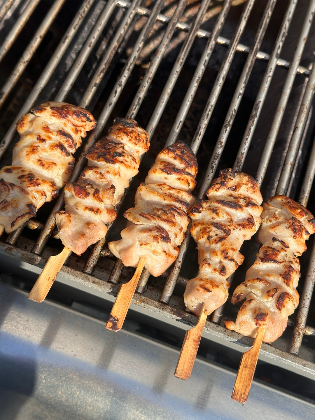 Green Onion Chicken Drumstick Skewers 10pc (소금구이) 대파닭다리꼬치 10개)