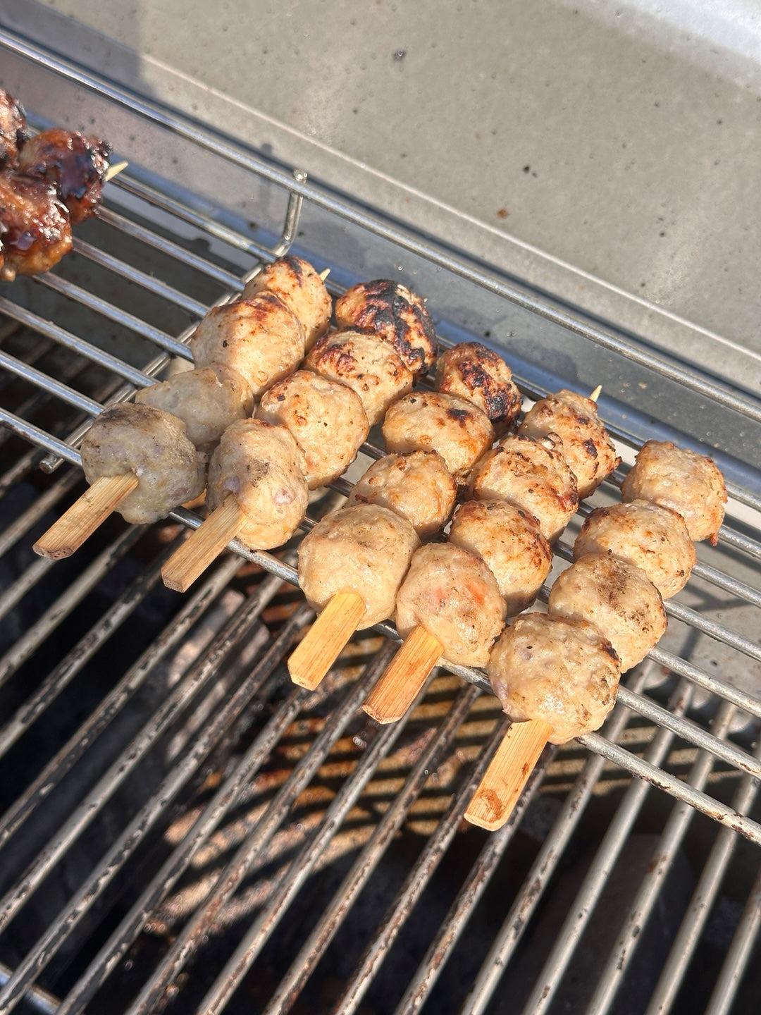 Salt-Grilled Chicken Meatball Skewers 10pc (소금구이) 치킨미트볼 꼬치 10개