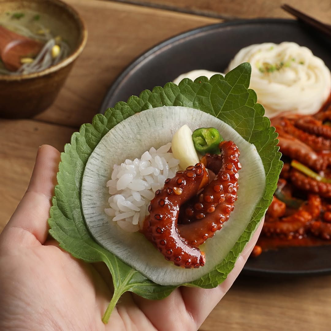 Stir-Fried Octopus from Korea (더 실한 낙지볶음)